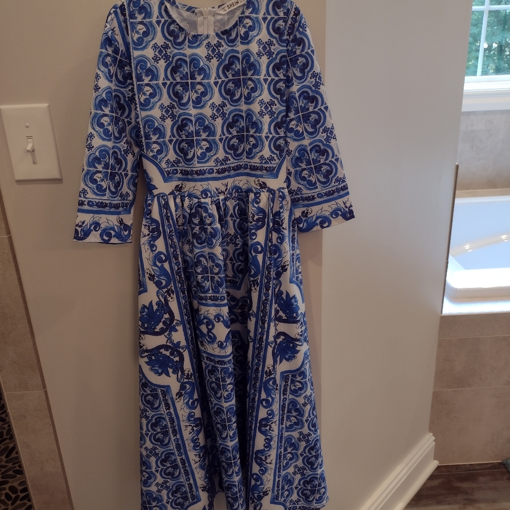 Girls dress